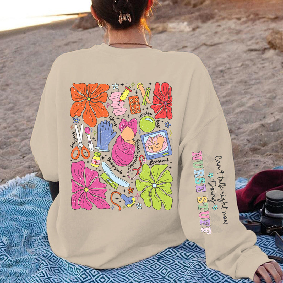 Dame sweatshirt med fargerik grafisk design og originalt pleiemotiv Skjora