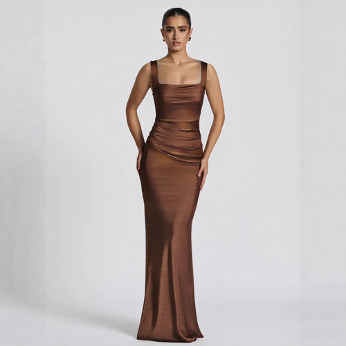 Dame Elegant Satin Maxi Kjole med figurskapende design Skjora