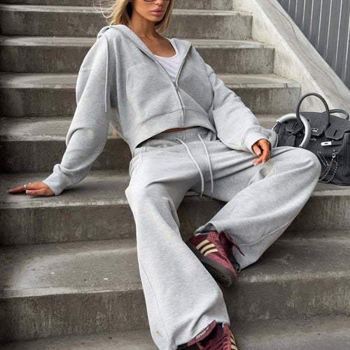 Damer casual crop topp hettegenser med løs passform og komfortable joggebukser Skjora
