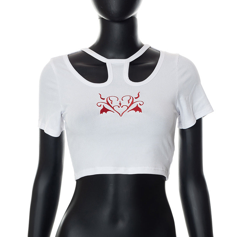 Dame Crop-Top med kreativ cut-out og brodert hjerte-design Skjora