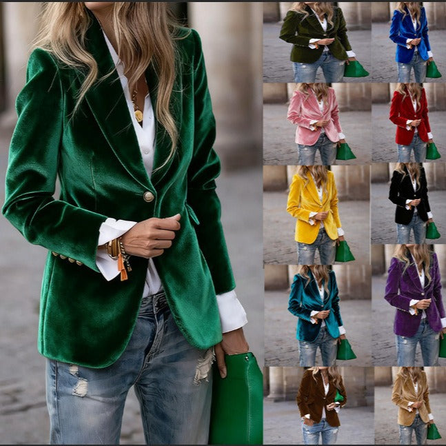 Dame Elegant Fløyelsblazer med Skreddersydd Passform og Gullknapper Skjora