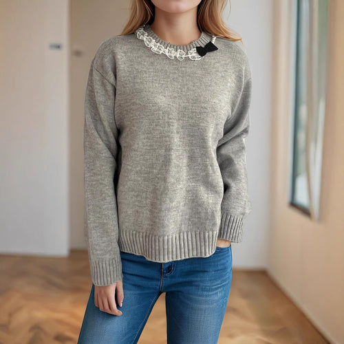 Kvinnens koselige strikkegenser med volanger Skjora