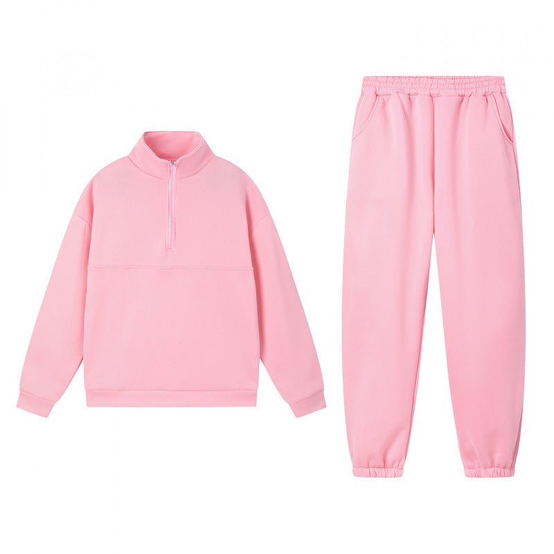 Sporty sweatshirt-set for women with high collar and elastic cuffs Skjora
