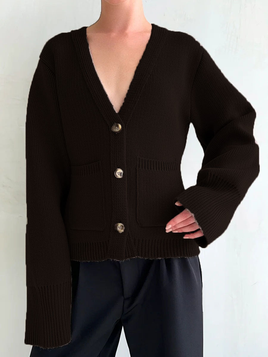 Damer cardigan med dyp V-hals og store lommer Skjora