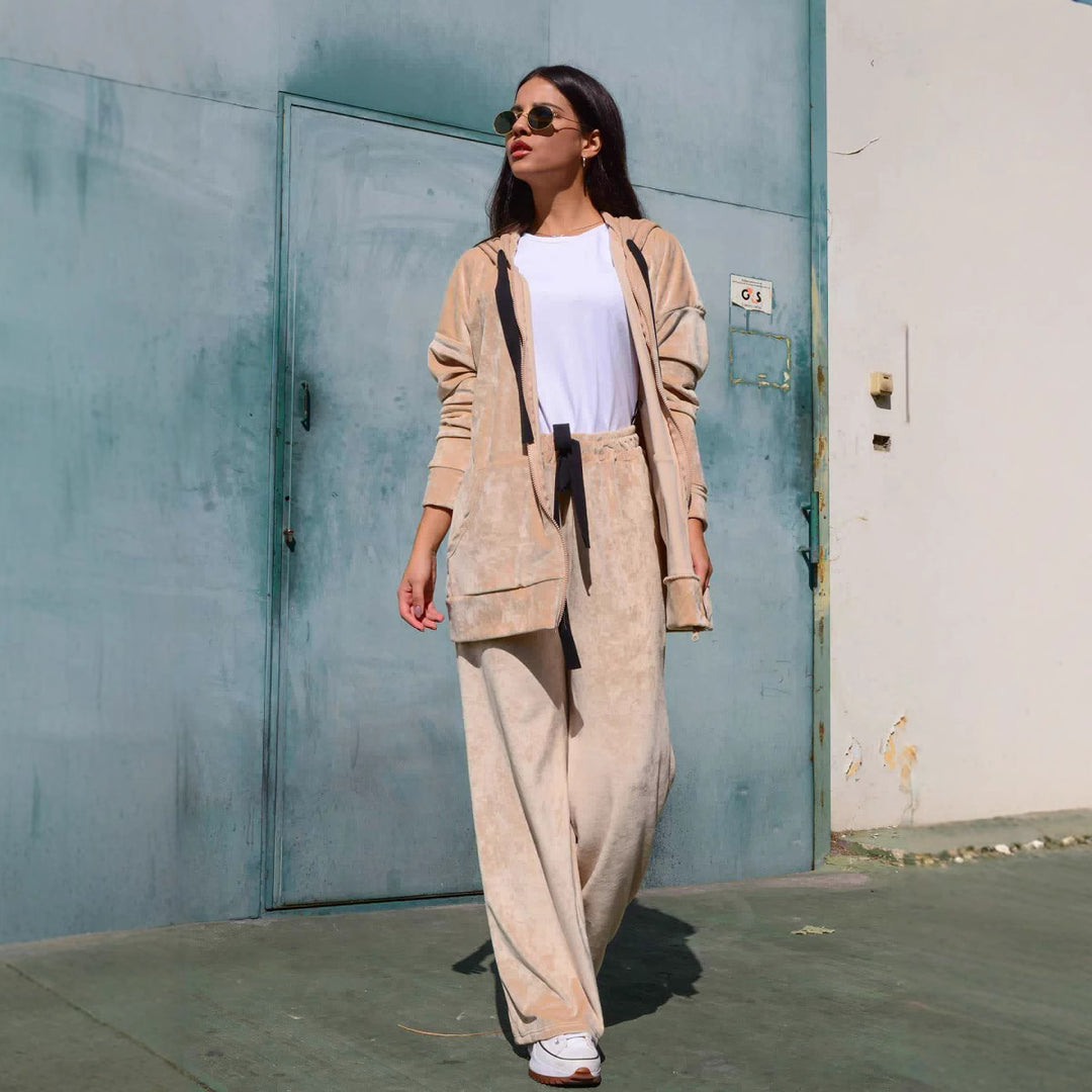 Dame Oversized Hettejakke i myk velur Skjora