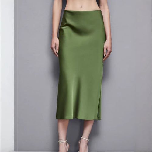 Damer elegant sateng skjørt i minimalistisk stil med myk drapering Skjora