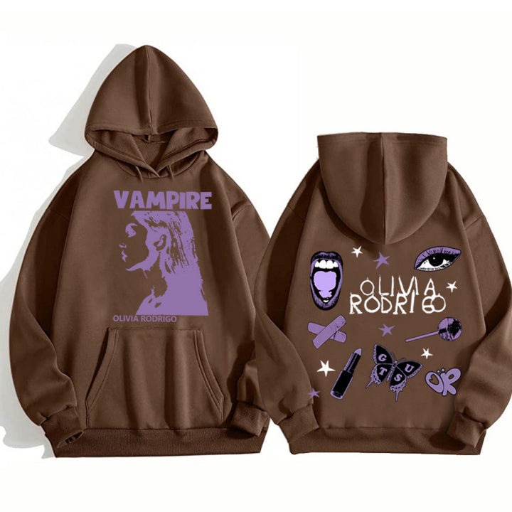 Kvinnehettegenser med kunstnerisk vampyrtrykk og oversized passform Skjora