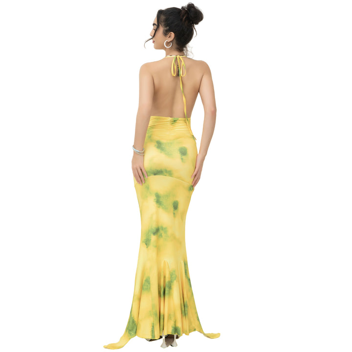 Dame maxi kjole med luftig cowl hals og elegante ruffle detaljer