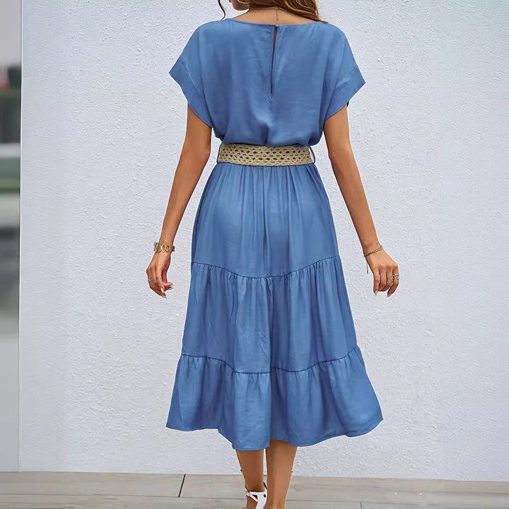 Dame casual midi kjole med voluminøs skjørt og løs passform Skjora