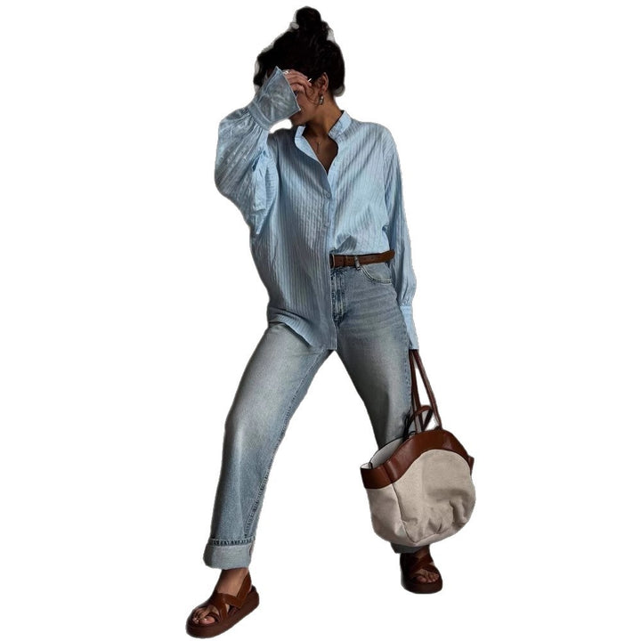 Damer Relaxed Fit Bluse med Fine Fald og Ståkrage Skjora