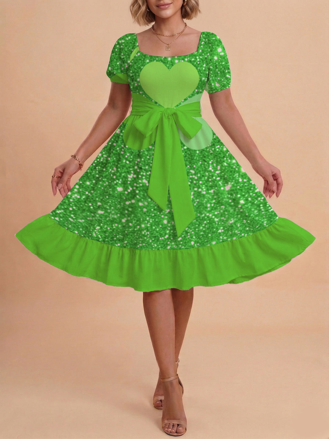Damen schickes Glitzerkleid mit tailliertem Schnitt und Rüschensaum Skjora