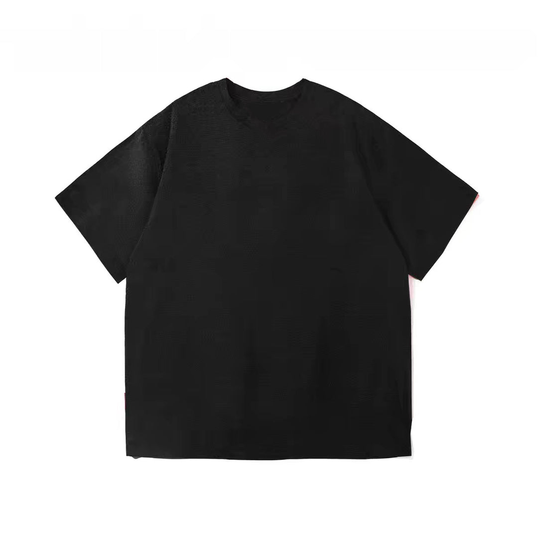 Dame avslappet oversized T-skjorte laget av pustende materiale Skjora