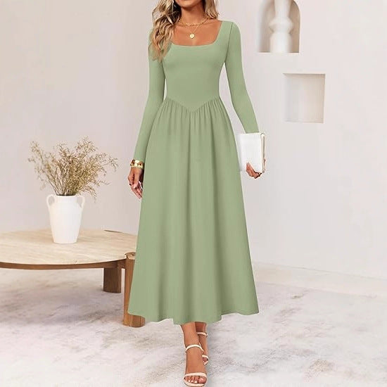 Women's elegant midi dress with square neckline and long sleeves Skjora