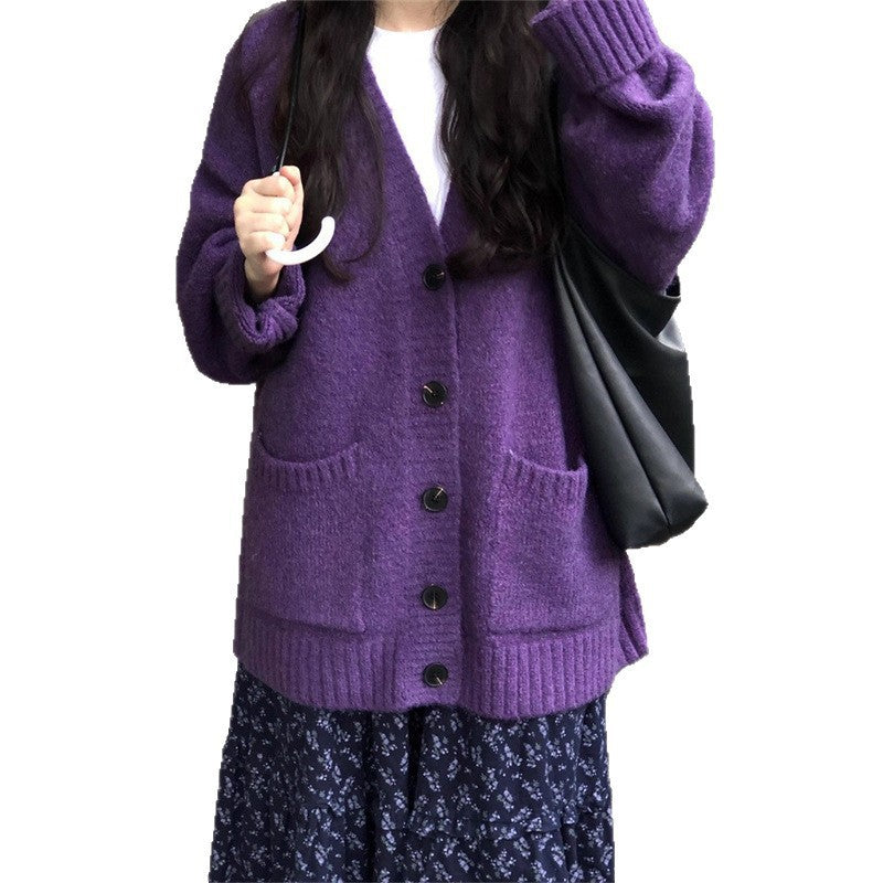 Dames Cozy Cardigan med Dyp V-Hals og Dekorative Knapper Skjora
