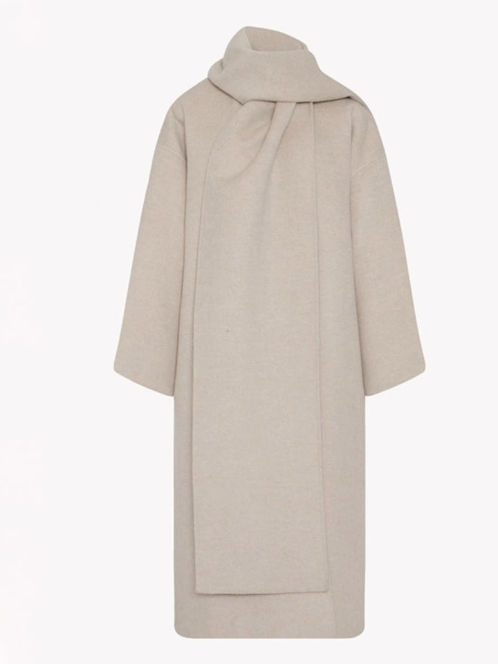 Dame Elegant og tidløs Ull-Poncho med Skjerf Skjora