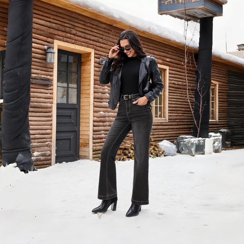 Dame High-Waist Jeans med vid ben og smal passform Skjora