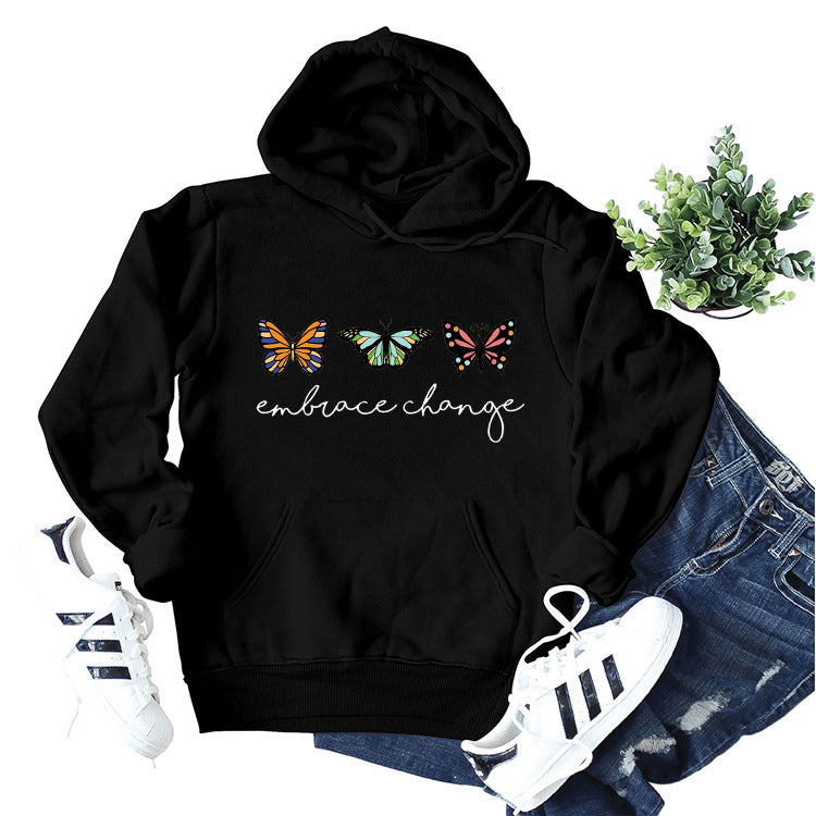 Dame hoodie med inspirerende sommerfuglmotiv og motiverende budskap Skjora