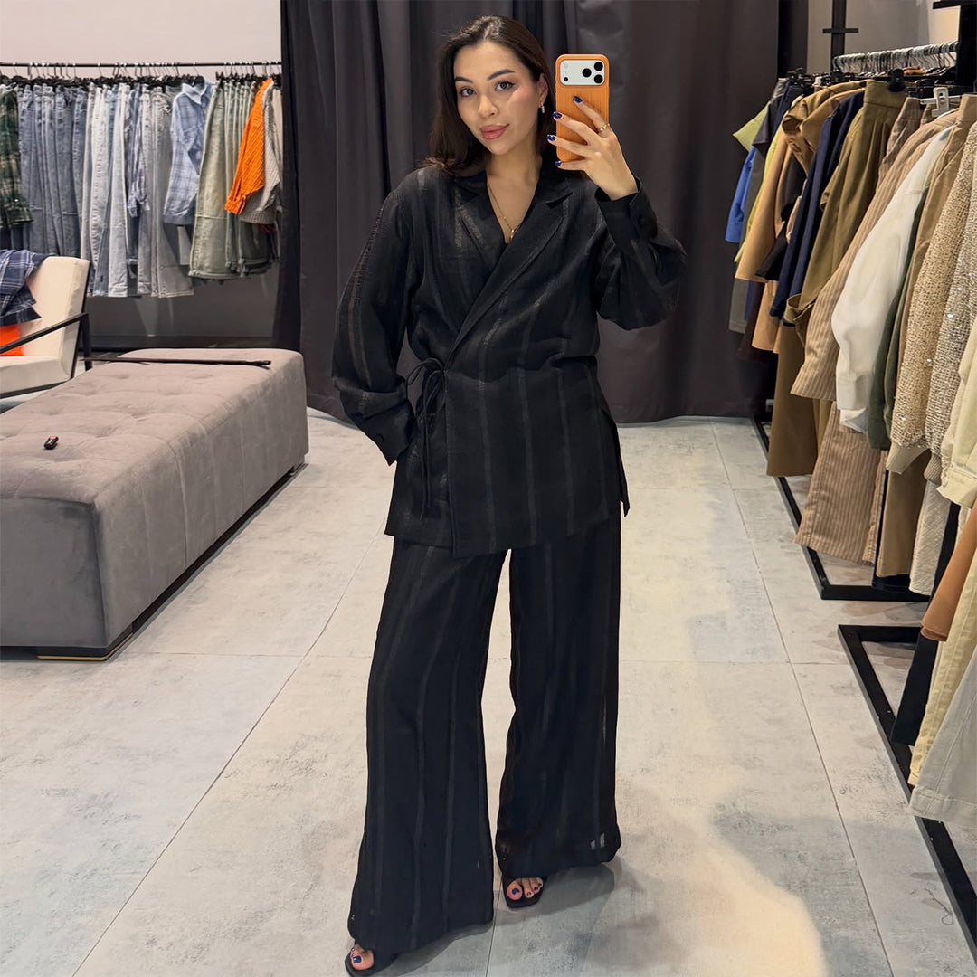 Kvinners sett med stilige oversized blazer og vid-snitt bukser