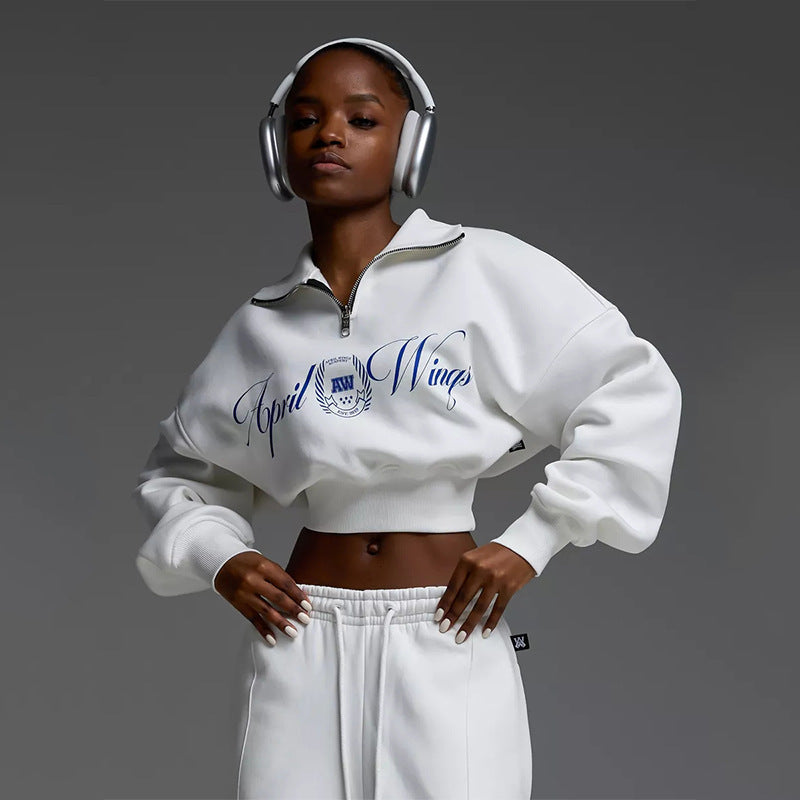 Kvinnelig cropped sweatshirt og løs jogger sett Skjora
