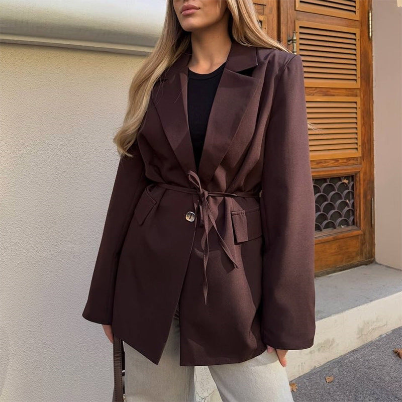 Dames trendy oversized blazerjakke med midjebelte Skjora