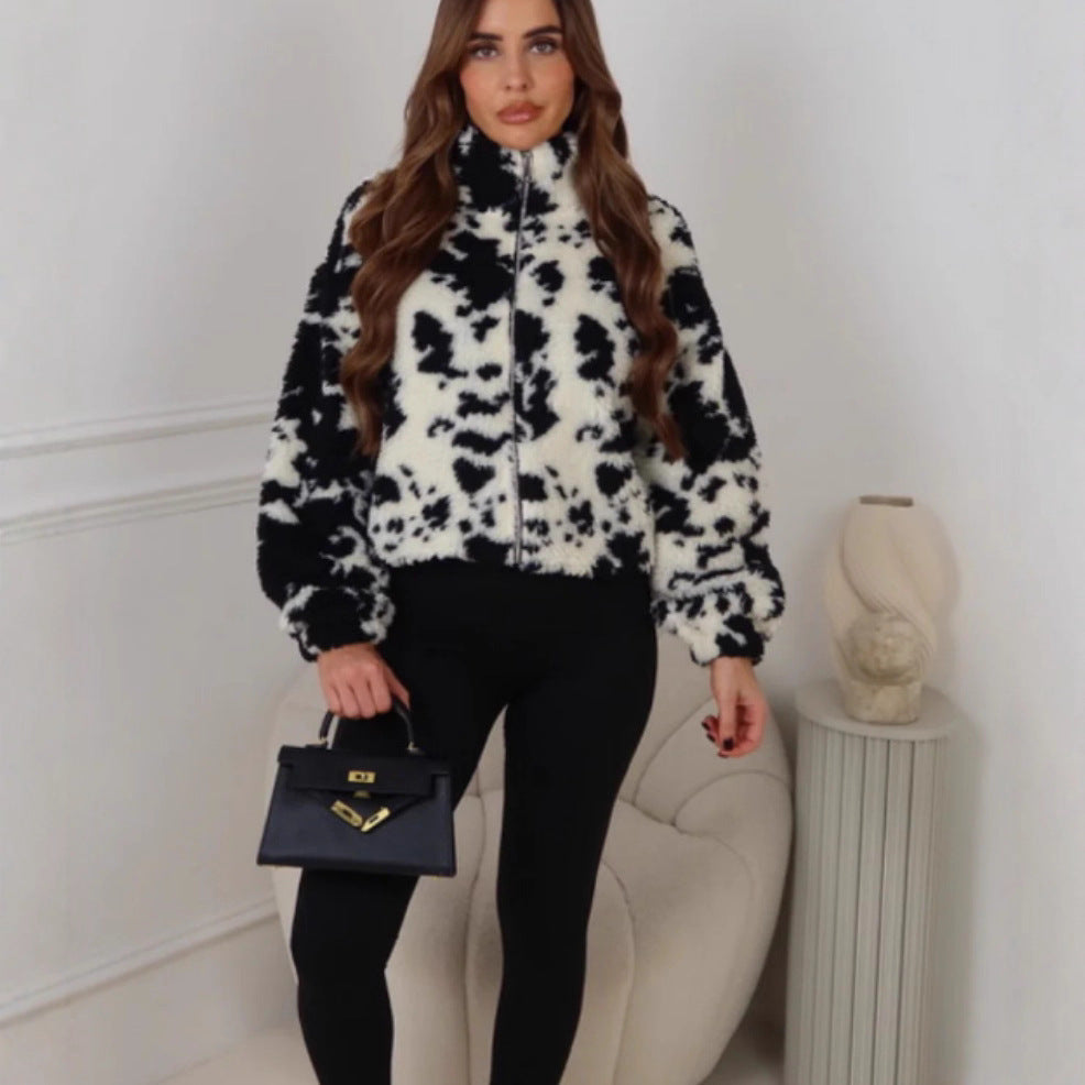 Dame Cozy Fleece Jakke med Høy Krage og Trendy Dalmatiner Trykk Skjora