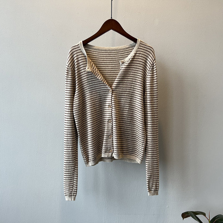 Kvinne langermet skjorte med maritim stripe mønster og knapplukking Skjora