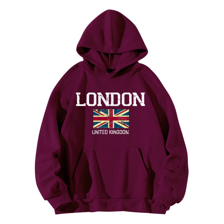 Damehoodie for kvinner i urban London stil med kengurulomme og komfortabel passform Skjora