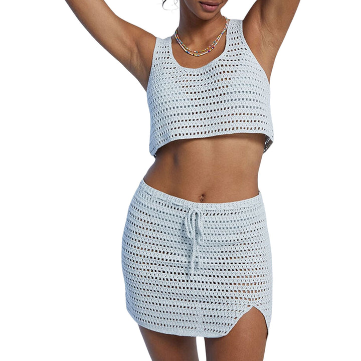 Damer heklet strandsett med crop-top og miniskjørt Skjora