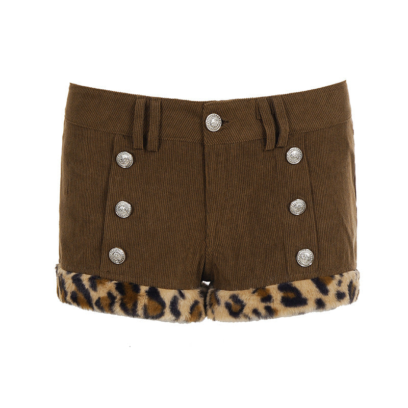 Dame stilige cordshorts med kragefringer og dekorative knapper Skjora