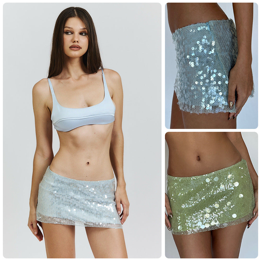 Dame bikini sett med glitrende paljett-skjørt og sporty topp Skjora