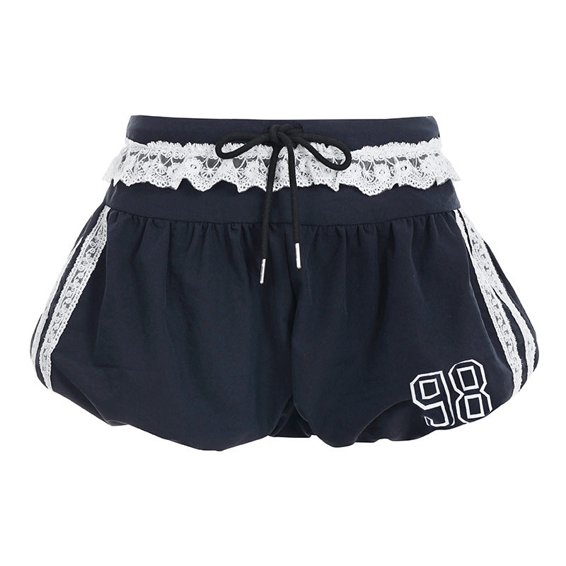 Damer sporty og modne shorts med elegant spiss linning og justerbart midjebånd Skjora