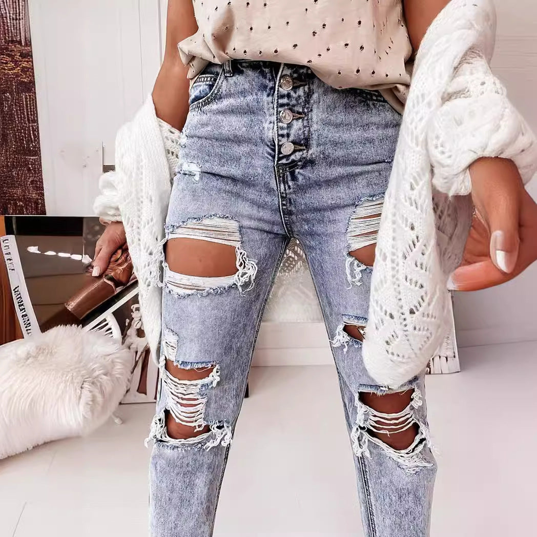 Kvinners ødelagte jeans i avslappet boyfriend-snitt med høy midje og detaljer Skjora