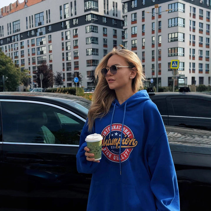 Dame casual hettegenser med iøynefallende logo og behagelig oversized passform Skjora