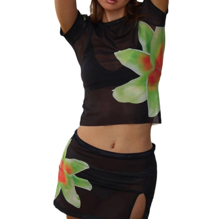 Dame luftig strandoutfit med floral design Skjora