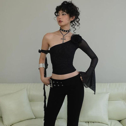 Dame Off-Shoulder topp med gjennomsiktige ermer og dekorative detaljer Skjora