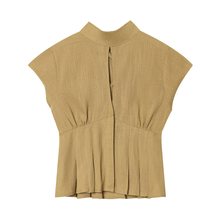 Dame moteriktig bluse med asymmetrisk snitt og dekorative folder Skjora