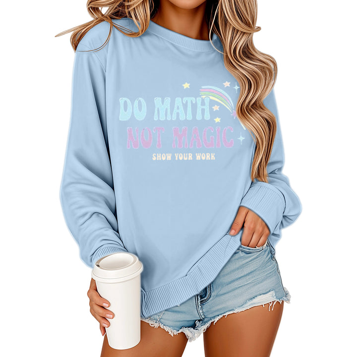 Kvinne sweatshirt med motiverende matematikkskrift og avslappet passform Skjora