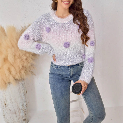 Kvinners fluffy strikkegenser med blomsterdesign Skjora