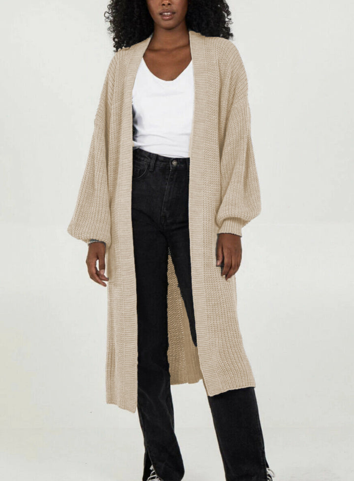 Kvinne strikket kåpe i uformell oversized design Skjora