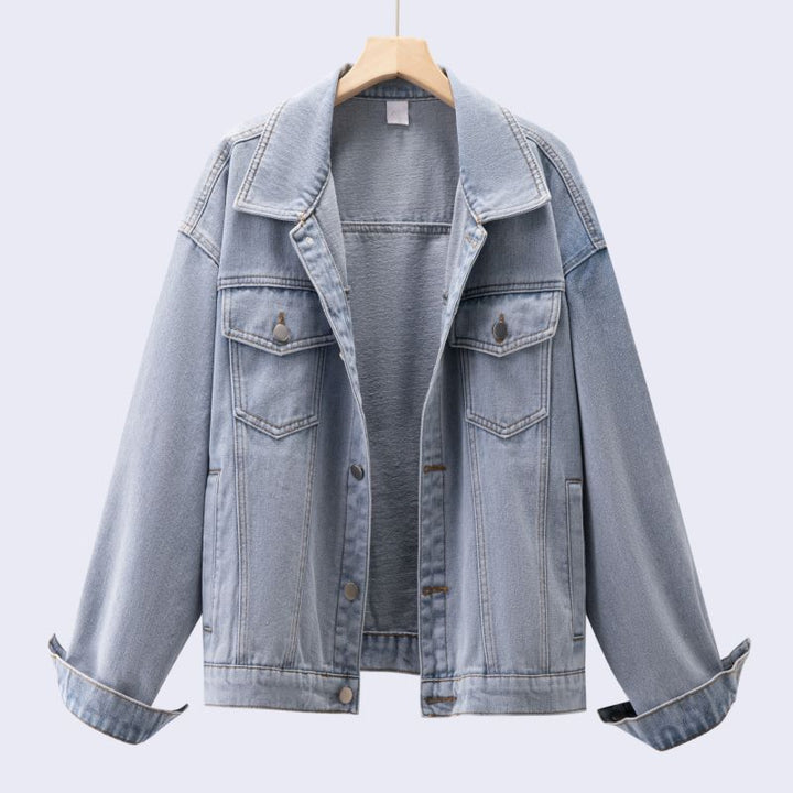 Dame fritids denimjakke i moderne oversized skjæring med brystlommer Skjora