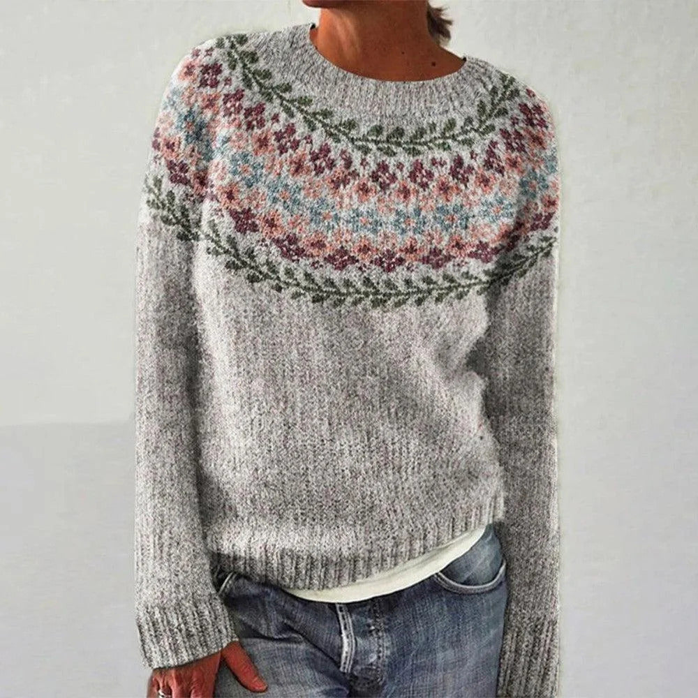 Dame koselig genser med blomster jacquard og vid passform Skjora