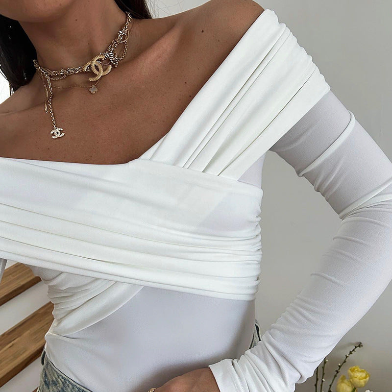 Dame Off-Shoulder topp med raffinert innviklet design og lange ermer Skjora