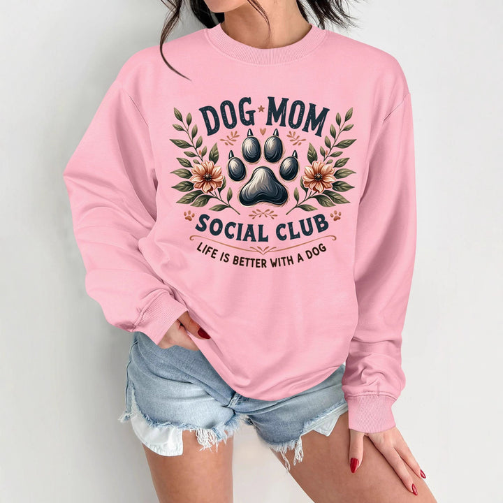 Kvinne sweatshirt med trendy hundemotiv og forbedret trykk Skjora