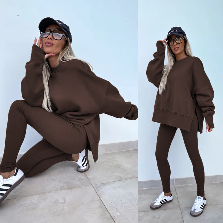 Kvinnens avslappede fritidsdrakt med myk sweat-stoff og trendy snitt Skjora