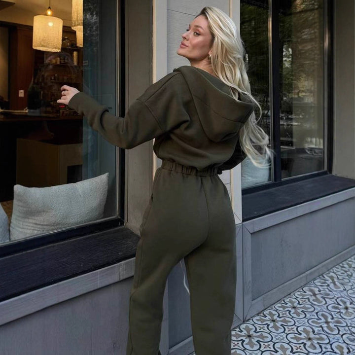 Kvinnes stilige hette joggedress med glidelås og lommer Skjora