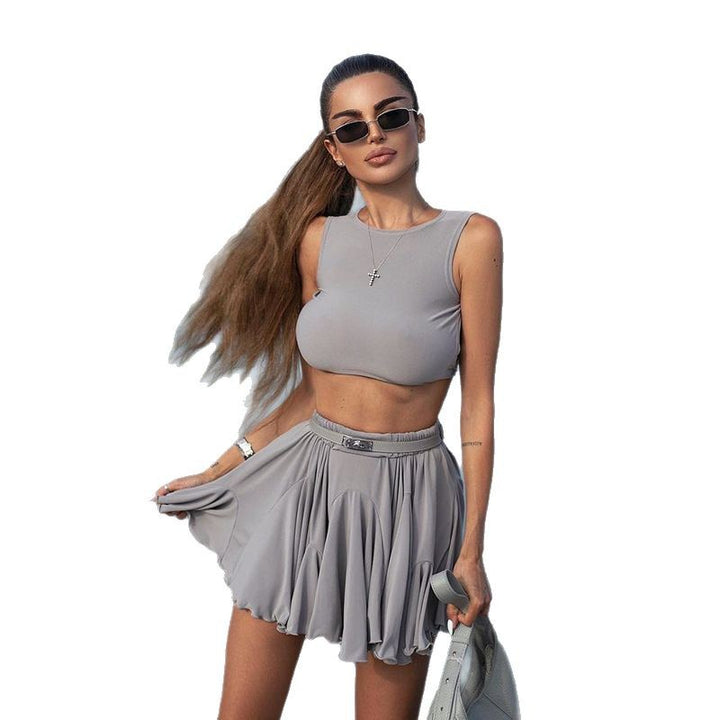Dame Sporty Crop-Top og Mini-Rock Sett Skjora