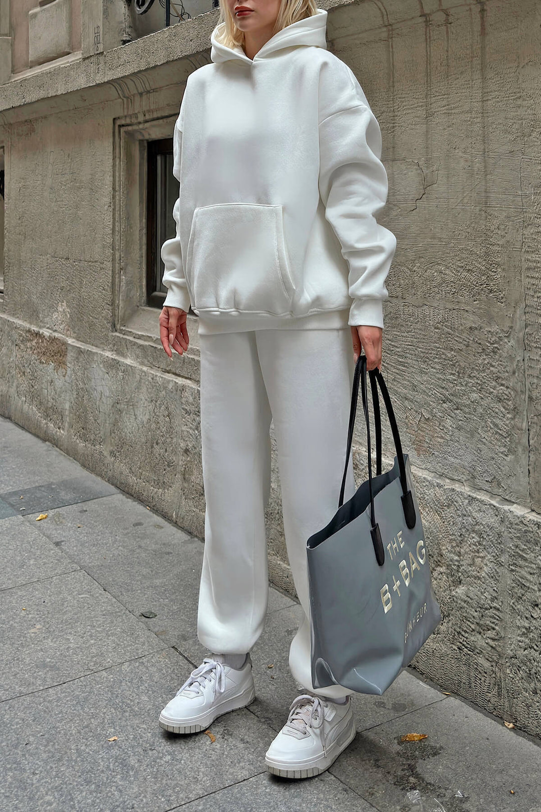 Damer Oversized Hoodie og Vide Joggebukser i Casual Look Skjora