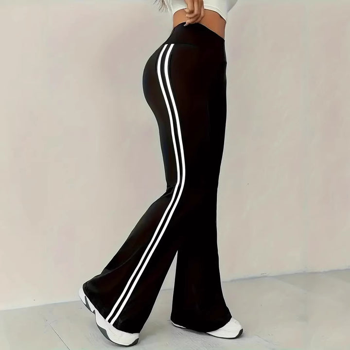 Bootcut sport leggings for women with stripes Skjora