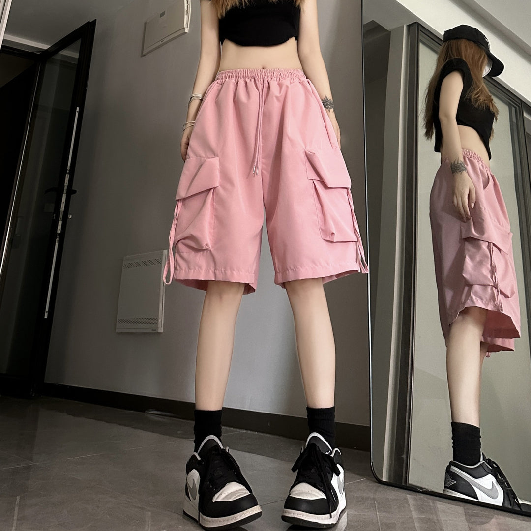 Kvinne cargo shorts med praktiske sidelommer og elastisk midjebånd
