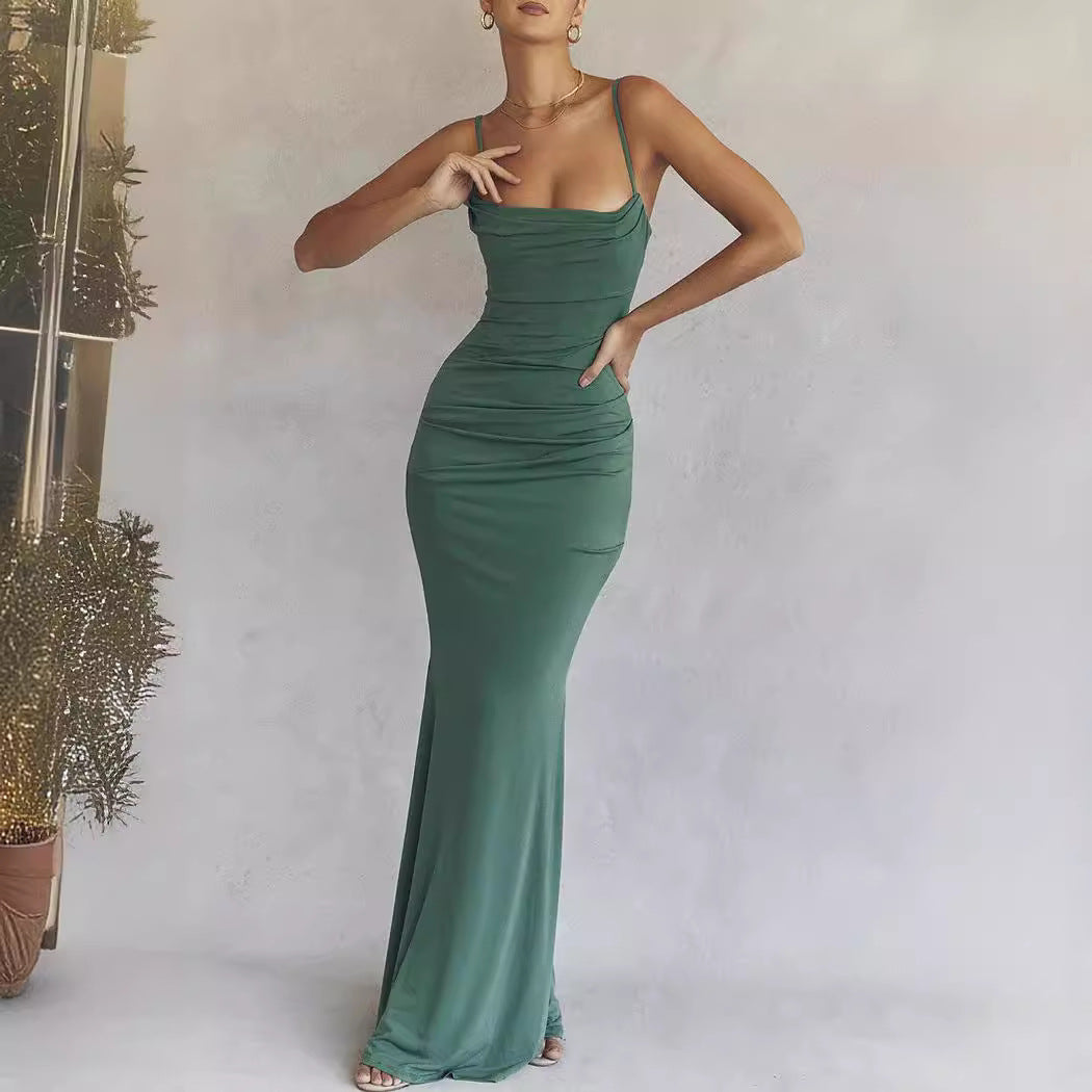 Dame Elegant Maxikjole med raffinerte draperingsdesign og smale stropper Skjora